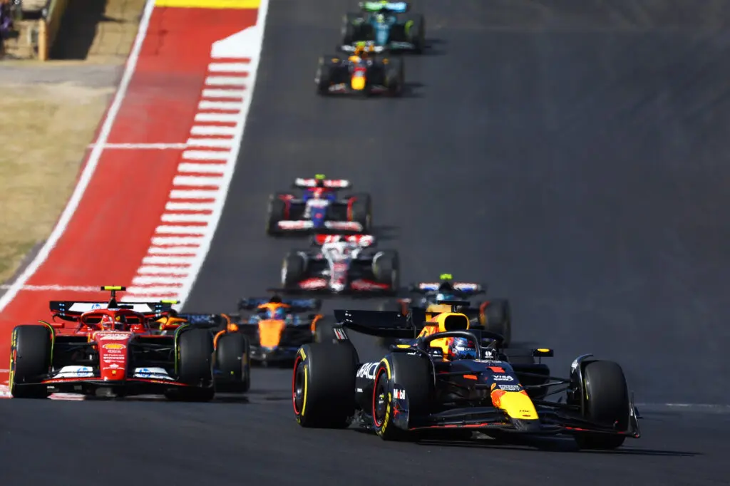 F1 Live: Η Ζωντανή Ενημέρωση για τους Αγώνες F1