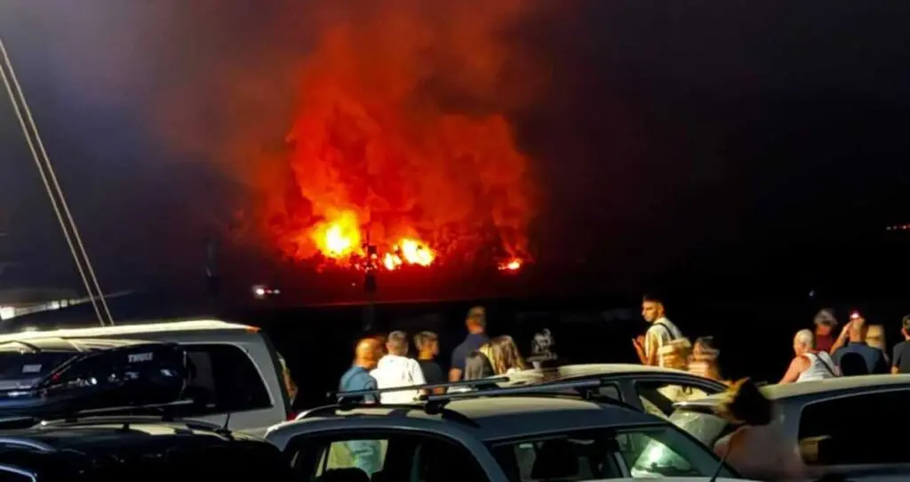 Ενημερώσεις για την φωτιά στη Θάσο