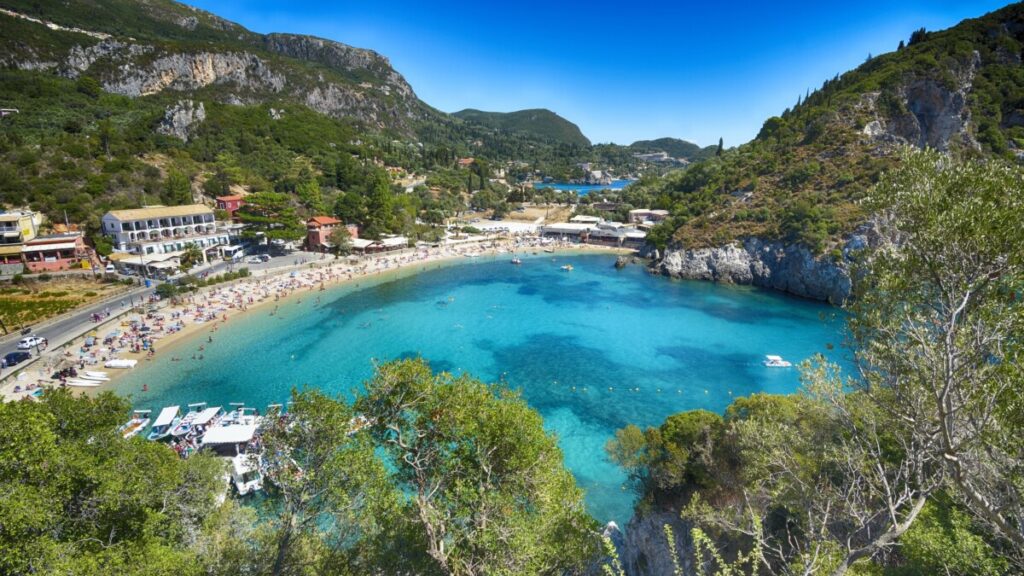 Παλαιοκαστρίτσα: Ένα μαργαριτάρι της Κέρκυρας