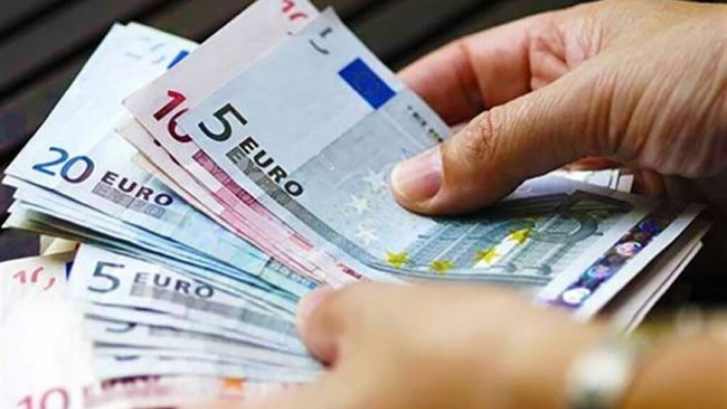 Ενημέρωση για το επίδομα 100 ευρώ και τη διαδικασία πληρωμής