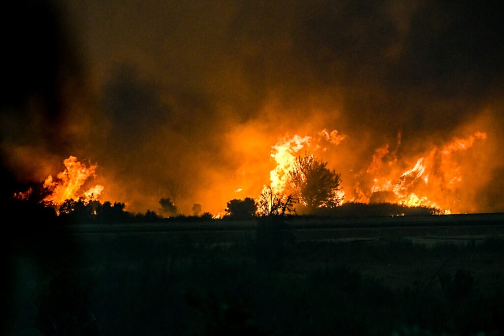 Σταμνά φωτιά: Ένα φυσικό φαινόμενο με σημαντικές συνέπειες