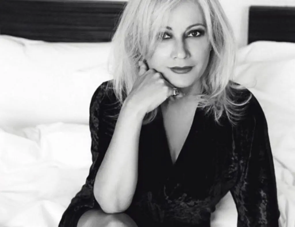 Η Νικολούλη και η Δημιουργία του Ιδρύματος για τα Θύματα