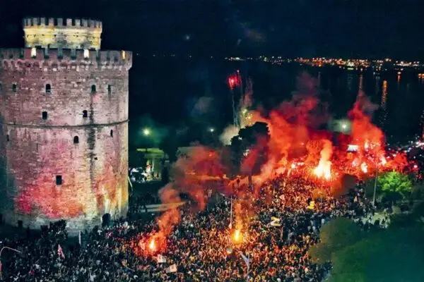 Εντυπωσιακή Αντιπαράθεση: Lyon vs PAOK