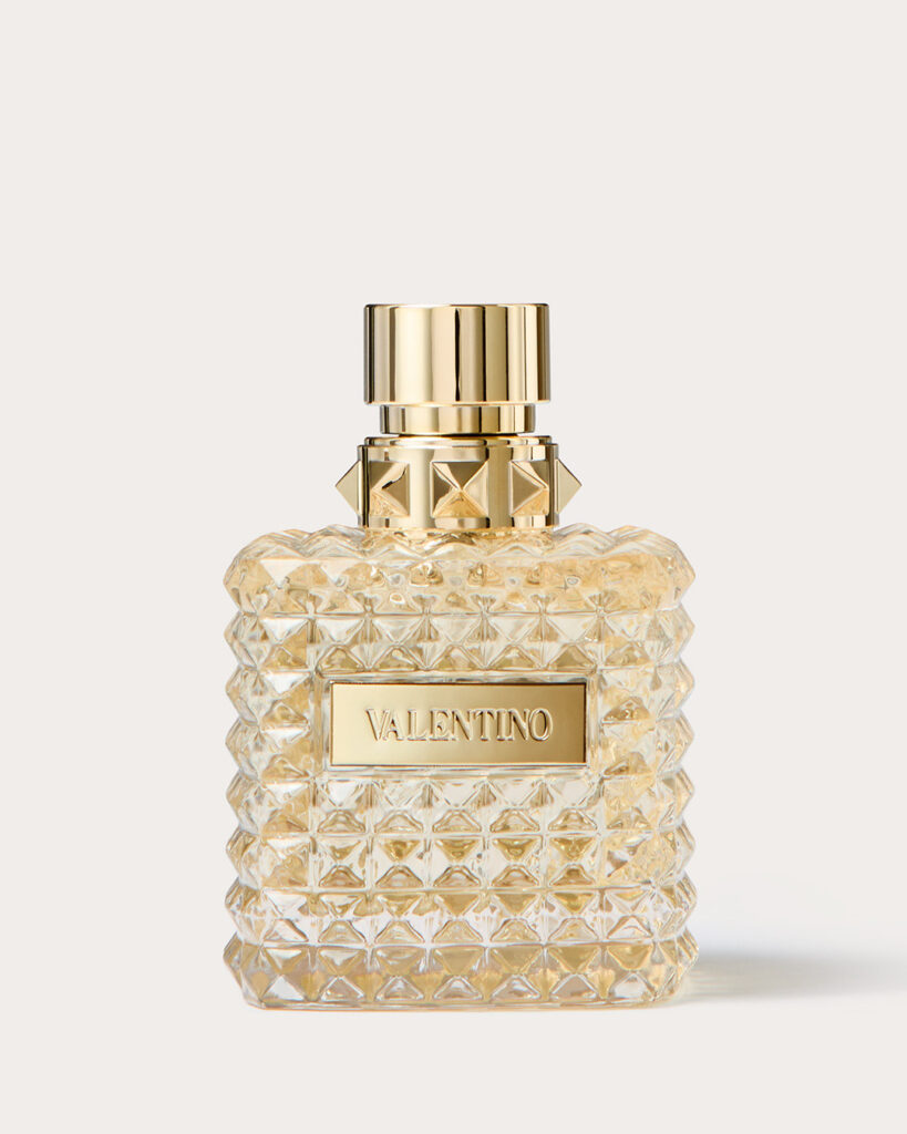 Valentino: Μια Εμβληματική Μάρκα Μόδας