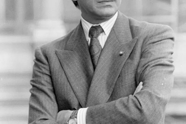 Valentino Garavani: Ο Θρύλος πίσω από την Επωνυμία
