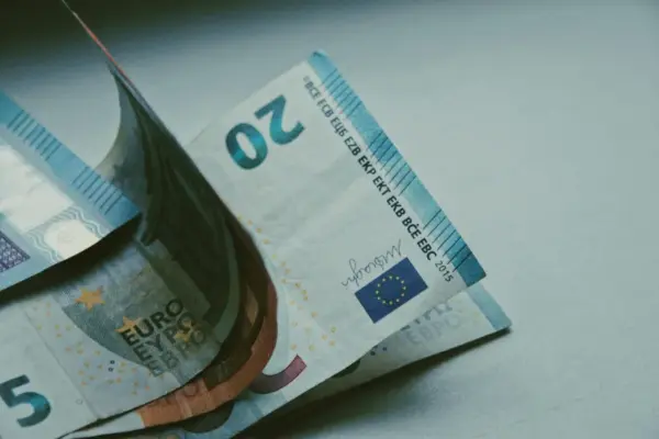 ελάχιστο εγγυημένο εισόδημα — GR news