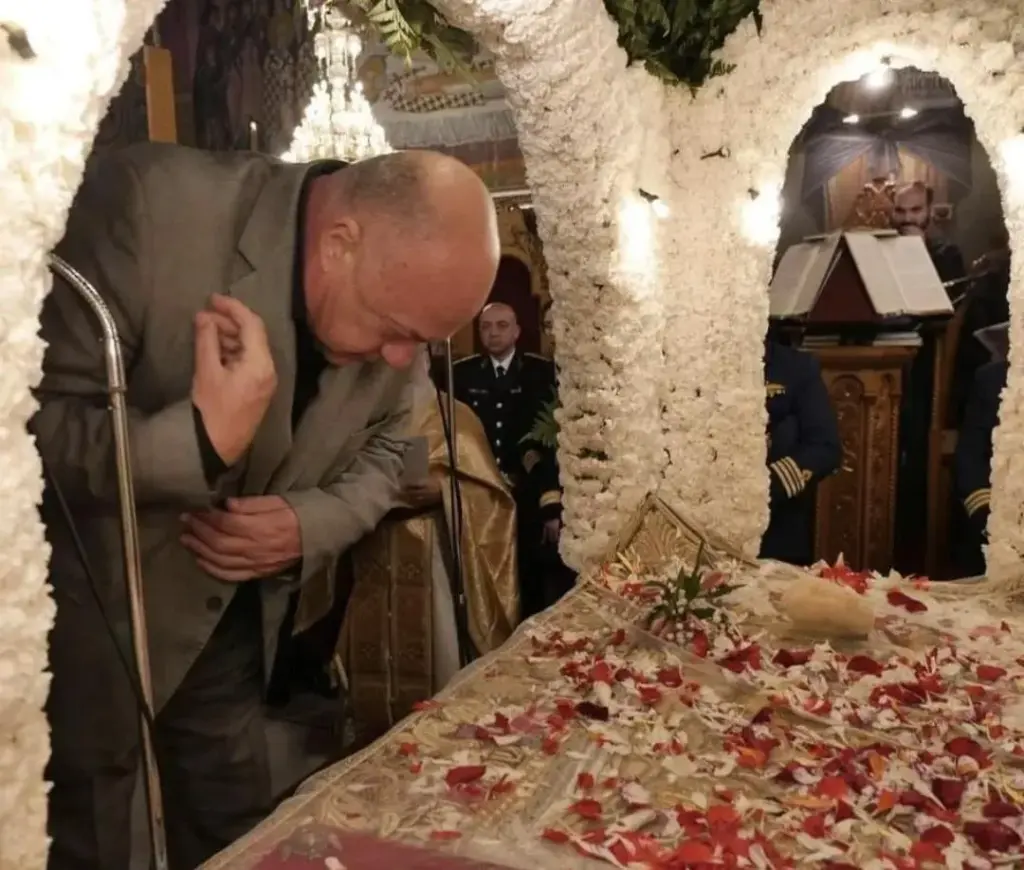 χρόνια πολλά χριστόσ ανέστη — GR news