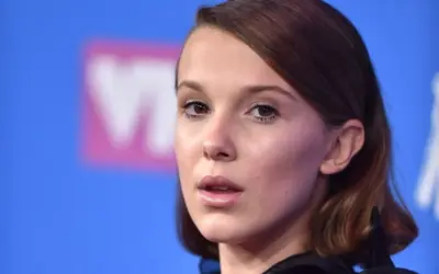 μίλι μπόμπι μπράουν — GR news