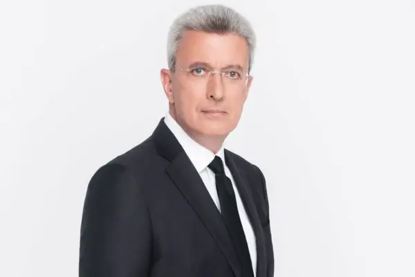 νίκοσ χατζηνικολάου — GR news