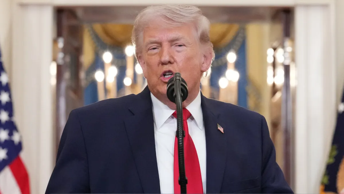 ντόναλντ τραμπ — GR news