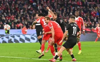 ζανκτ πάουλι εναντίον μπάγερν μονάχου — GR news