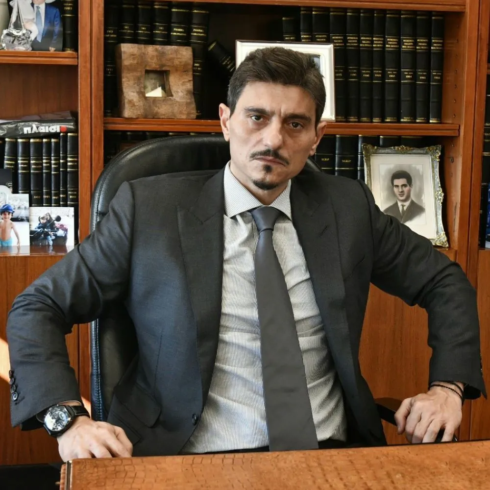 γιαννακόπουλοσ — GR news