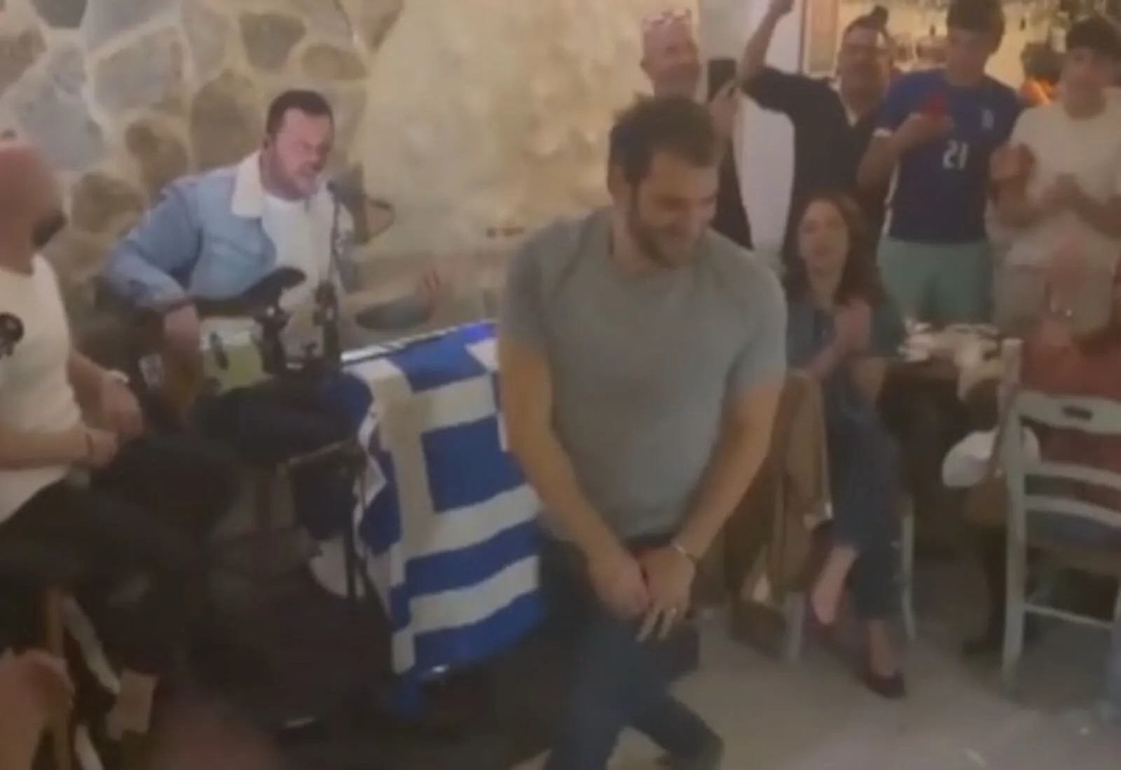 ΕΘΝΙΚΗ ΠΟΛΟ ΑΝΔΡΩΝ ΓΛΕΝΤΙ ΤΑΒΕΡΝΑ ΧΡΥΣΟ