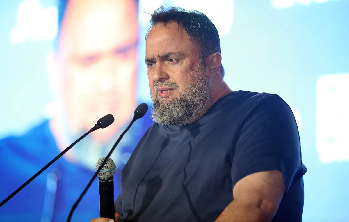 Ολυμπιακός: Ο Βαγγέλης Μαρινάκης στοχεύει σε Europa League και πρωτάθλημα